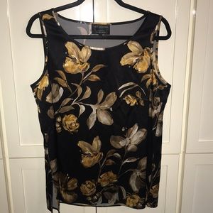 St. John Collection Silk Floral Blouse Size Medium